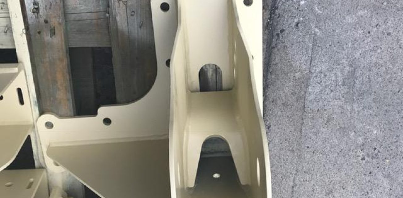 Trailer-Hanger-Bracket